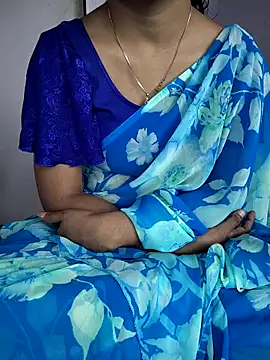 lovelygirl4567 online show from 02/13/26, 04:52