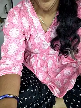 lovelygirl4567 online show from 02/22/26, 03:07