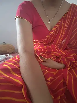 Snapshot of lovelygirl4567 chatting on 05/20/26, 05:24 lovelygirl4567 online show from 05/20/26, 05:24