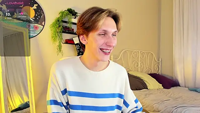 Adrian Di online show from 01/05/25, 01:26