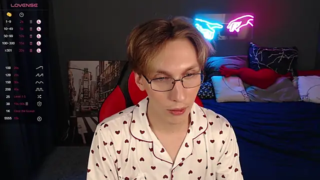 Adrian Di online show from 01/28/25, 04:08