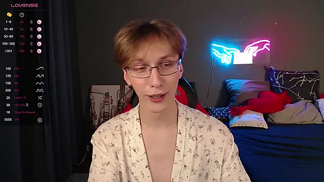 Adrian Di online show from 01/31/25, 04:17