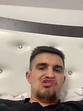 Snapshot of Demonpull69 chatting on 03/08/25, 06:26 Demonpull69 online show from 03/08/25, 06:26