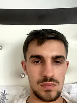 Snapshot of Demonpull69 chatting on 10/22/25, 01:44 Demonpull69 online show from 10/22/25, 01:44