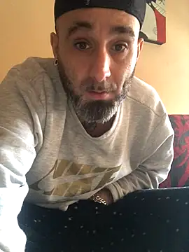 josueswvillaA1 online show from 11/14/25, 08:57