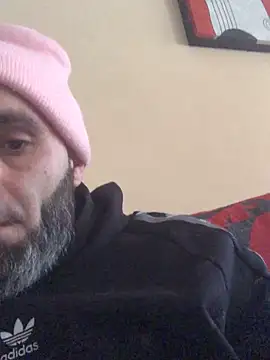 Snapshot of josueswvillaA1 chatting on 12/15/25, 08:51 josueswvillaA1 online show from 12/15/25, 08:51