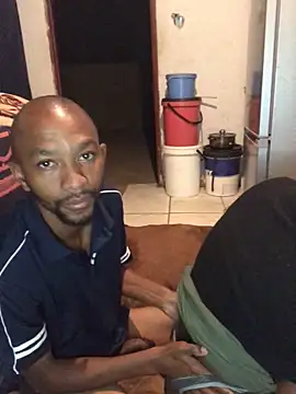 Snapshot of MKbesxxx chatting on 03/14/26, 08:25 MKbesxxx online show from 03/14/26, 08:25