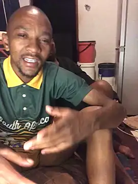 Snapshot of MKbesxxx chatting on 04/03/26, 08:07 MKbesxxx online show from 04/03/26, 08:07