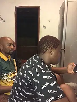 Snapshot of MKbesxxx chatting on 04/27/26, 07:45 MKbesxxx online show from 04/27/26, 07:45