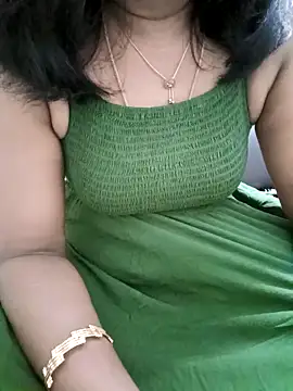 Tamil Vishalini online show from 11/08/25, 04:56