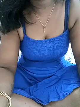 Snapshot of Tamil_Vishalini chatting on 02/27/26, 01:27 Tamil Vishalini online show from 02/27/26, 01:27