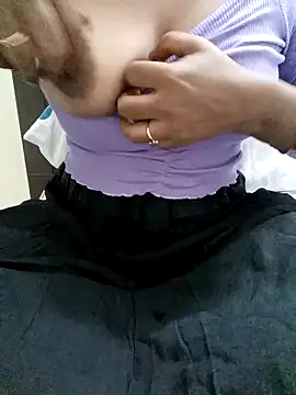 Snapshot of Tamil_Vishalini chatting on 03/21/26, 05:56 Tamil Vishalini online show from 03/21/26, 05:56