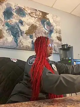 Snapshot of DamnBubbles chatting on 02/09/25, 10:11 DamnBubbles online show from 02/09/25, 10:11