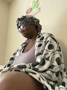 Snapshot of DamnBubbles chatting on 02/09/26, 02:32 DamnBubbles online show from 02/09/26, 02:32