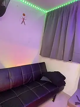 bronwgirl69 online show from 03/23/25, 01:20