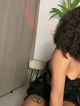 bronwgirl69 online show from 09/26/25, 04:55