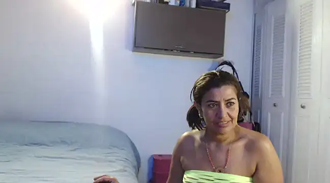 CamilaLix online show from 01/19/25, 04:01