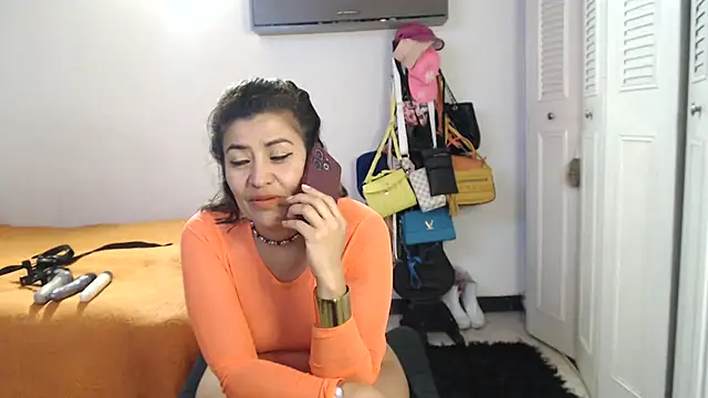 CamilaLix online show from 02/21/25, 12:27