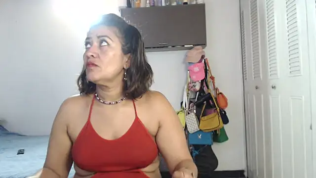 CamilaLix online show from 03/05/25, 12:16