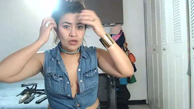 CamilaLix online show from 03/06/25, 02:51