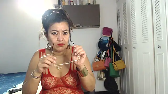 CamilaLix online show from 03/11/25, 11:01