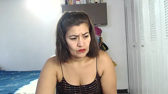 CamilaLix online show from 03/12/25, 11:01