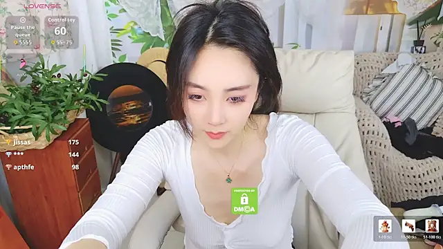 Snapshot of xiaotiantian-76 chatting on 04/07/26, 03:34 xiaotiantian-76 online show from 04/07/26, 03:34