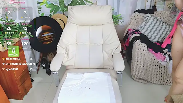 Snapshot of xiaotiantian-76 chatting on 04/20/26, 02:20 xiaotiantian-76 online show from 04/20/26, 02:20