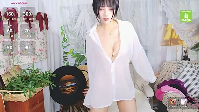 Snapshot of xiaotiantian-76 chatting on 04/23/26, 03:08 xiaotiantian-76 online show from 04/23/26, 03:08