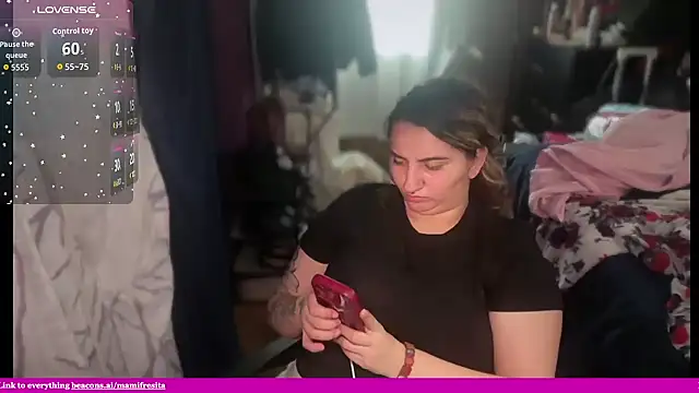 Snapshot of mamifresita chatting on 06/17/26, 07:26 mamifresita online show from 06/17/26, 07:26