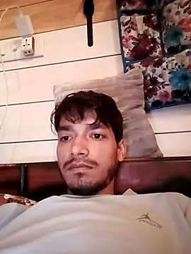 Tarun 0026 online show from 09/17/25, 03:41