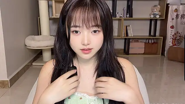 Chenjing0 online show from 10/06/25, 02:31