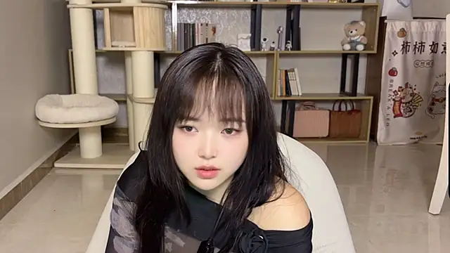 Chenjing0 online show from 10/06/25, 02:36