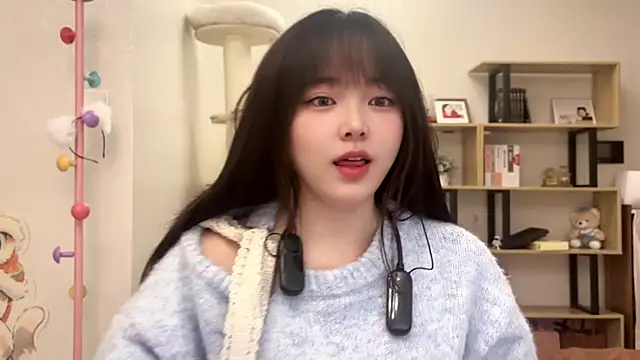 Chenjing0 online show from 11/02/25, 02:47