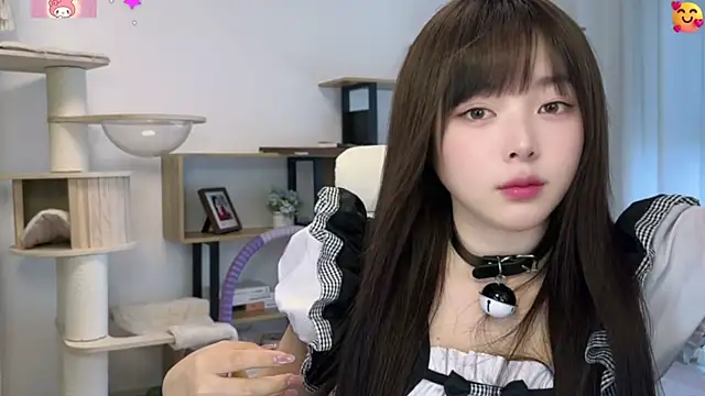 Chenjing0 online show from 05/31/26, 07:37