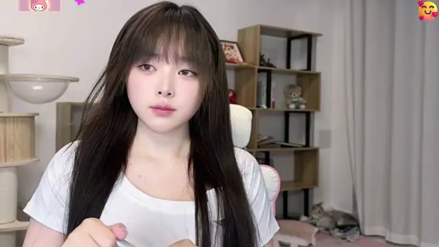 Snapshot of Chenjing0 chatting on 06/10/26, 12:15 Chenjing0 online show from 06/10/26, 12:15