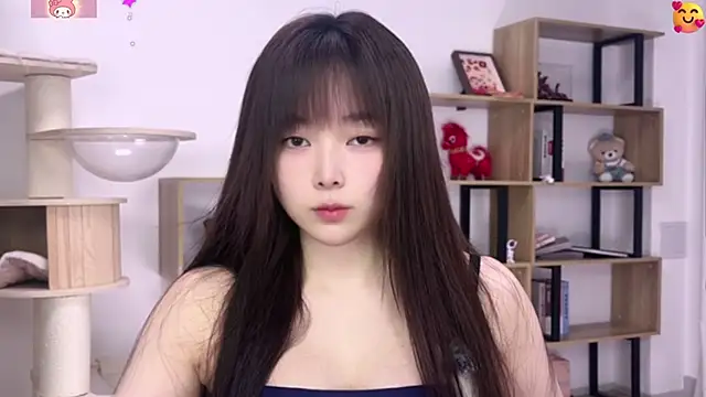 Snapshot of Chenjing0 chatting on 06/13/26, 12:14 Chenjing0 online show from 06/13/26, 12:14