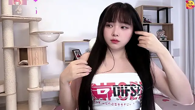 Snapshot of Chenjing0 chatting on 07/07/26, 12:31 Chenjing0 online show from 07/07/26, 12:31