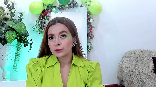 Snapshot of LiaCathaleya chatting on 03/17/25, 08:09 LiaCathaleya online show from 03/17/25, 08:09