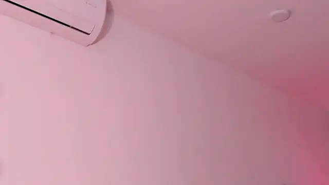 Snapshot of LiaCathaleya chatting on 09/18/25, 03:03 LiaCathaleya online show from 09/18/25, 03:03