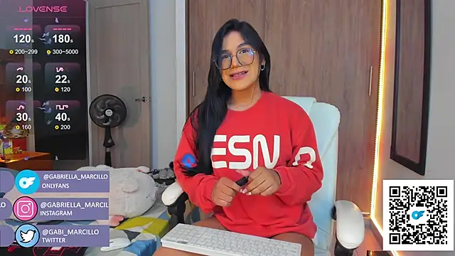 Snapshot of gabi_marcillo chatting on 10/04/25, 04:54 gabi marcillo online show from 10/04/25, 04:54