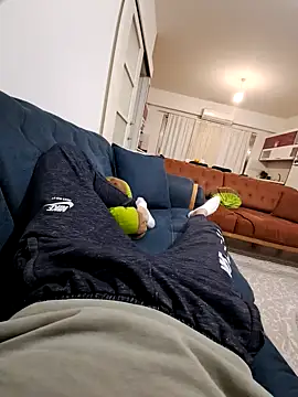 Snapshot of merty2233 chatting on 01/09/25, 05:00 merty2233 online show from 01/09/25, 05:00