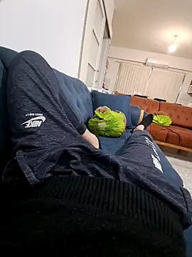 Snapshot of merty2233 chatting on 01/10/25, 03:58 merty2233 online show from 01/10/25, 03:58