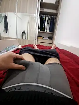 Snapshot of merty2233 chatting on 01/19/25, 03:21 merty2233 online show from 01/19/25, 03:21