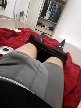 Snapshot of merty2233 chatting on 01/28/25, 10:23 merty2233 online show from 01/28/25, 10:23