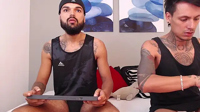 Snapshot of Emilio_Wolf chatting on 01/10/25, 10:28 Emilio Wolf online show from 01/10/25, 10:28