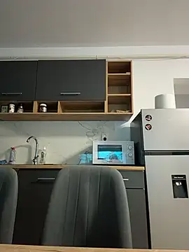 Snapshot of miaceleste chatting on 11/02/25, 08:33 miaceleste online show from 11/02/25, 08:33