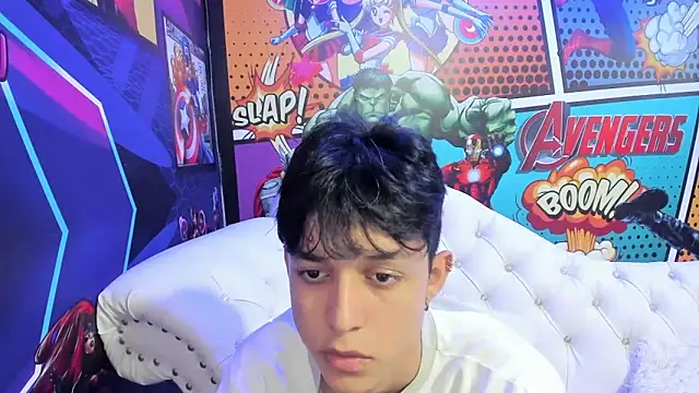 Snapshot of jisuscat chatting on 02/23/25, 06:56 jisuscat online show from 02/23/25, 06:56