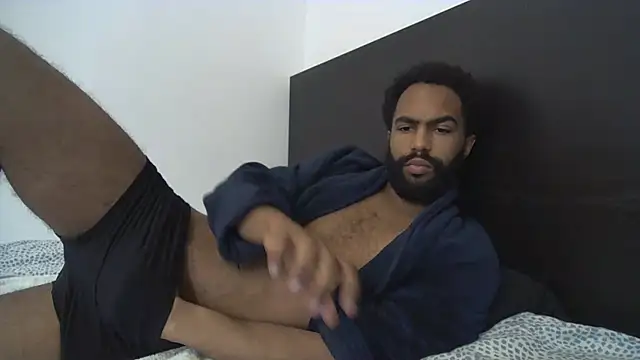 Snapshot of kevi_cocks chatting on 03/04/25, 07:41 kevi cocks online show from 03/04/25, 07:41