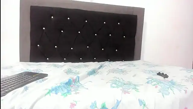 violetadumsper online show from 02/11/25, 08:58